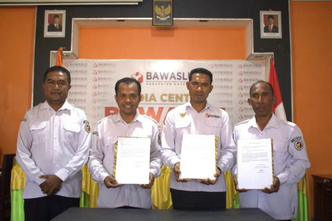 Perkuat Manajemen Kinerja, Bawaslu Nagekeo Tandatangani Dokumen IKU 2026