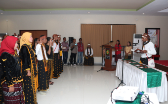 Ketua Bawaslu Nagekeo Lantik 21 Anggota Panwascam