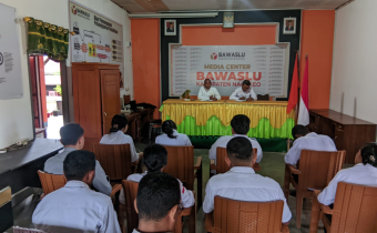 Suasana Rapat Evaluasi Pengawasan 2025