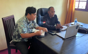 Anggota Bawaslu Kabupaten Nagekeo, Abdulah Syukur bersama staf HP2H sedang mengikuti kegiatan Rapat Koordinasi Persiapan Pendidikan Pengawas Partisipatif (P2P) Tahun 2026 yang diselenggarakan secara daring oleh Bawaslu Provinsi Nusa Tenggara Timur (NTT) pada Kamis, 23 April 2026.