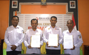 Perkuat Manajemen Kinerja, Bawaslu Nagekeo Tandatangani Dokumen IKU 2026